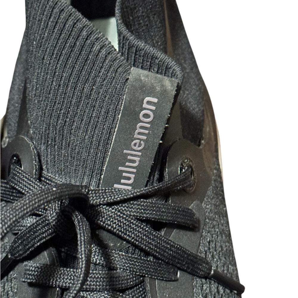 Lululemon Chargefeel Mid Workout Sneakers Size 9.5 Black Womens - Picture 7 of 8